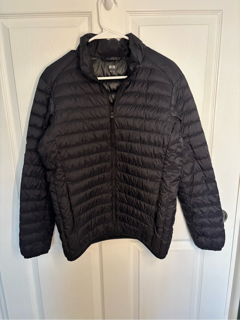 Uniqlo Ultra Light Down Black Puffer Jacket Packable Women’s Small